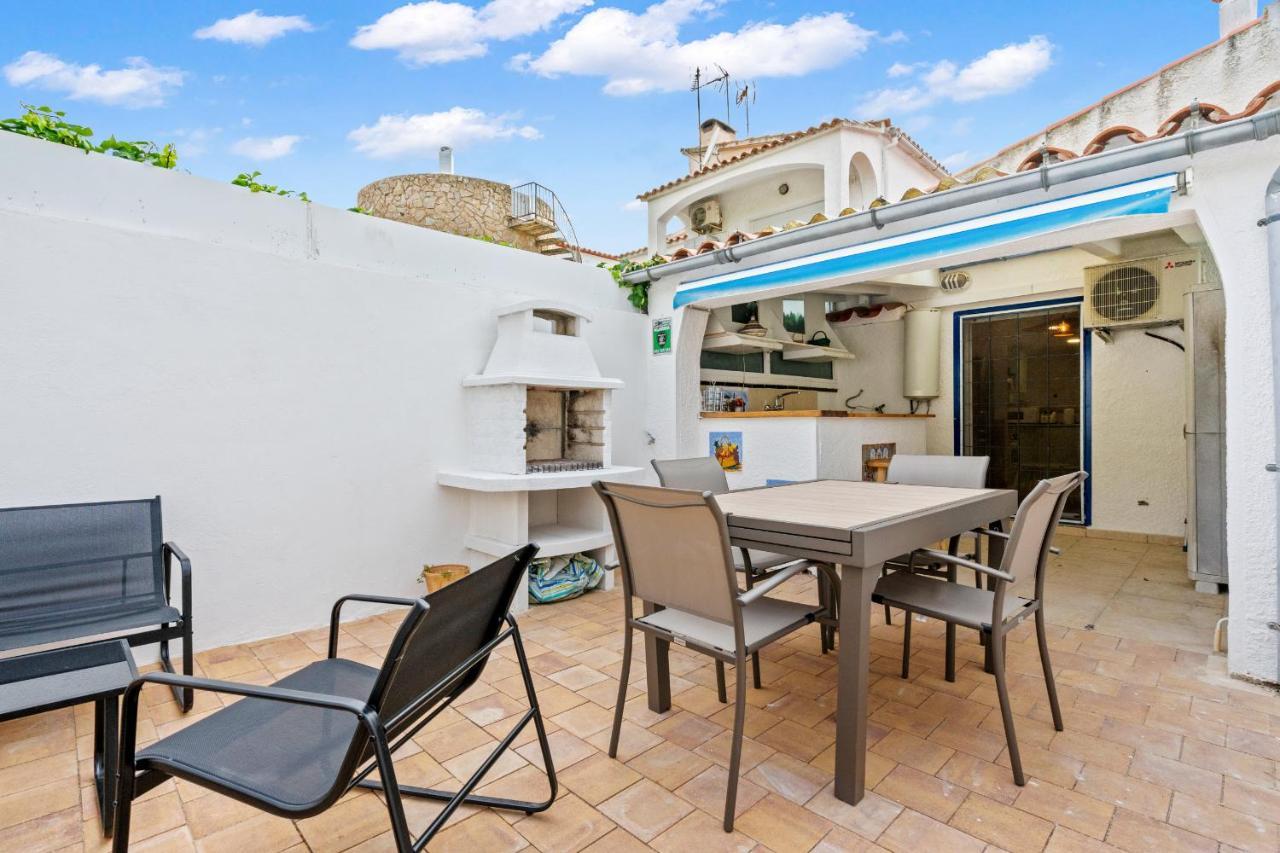 Willa Welcs Casa 077 Emp Cerca Del Mar Empuriabrava Zewnętrze zdjęcie